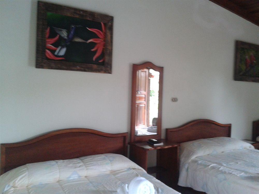 Hotel Destinos Arenal La Fortuna Exterior photo