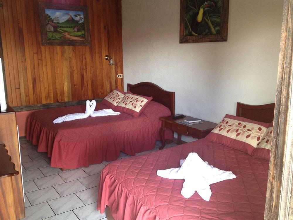 Hotel Destinos Arenal La Fortuna Exterior photo