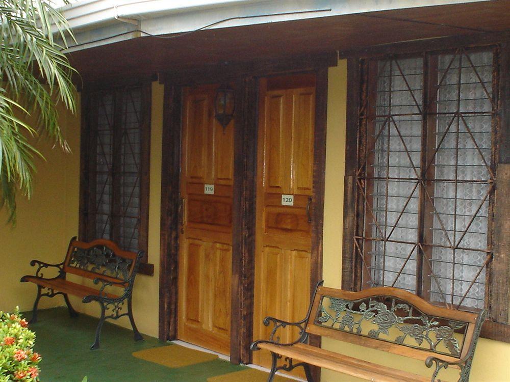 Hotel Destinos Arenal La Fortuna Exterior photo