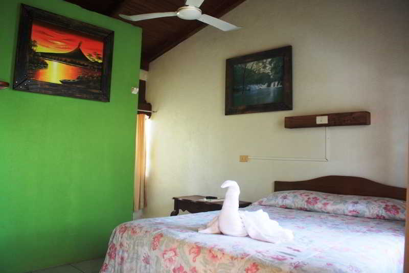 Hotel Destinos Arenal La Fortuna Exterior photo