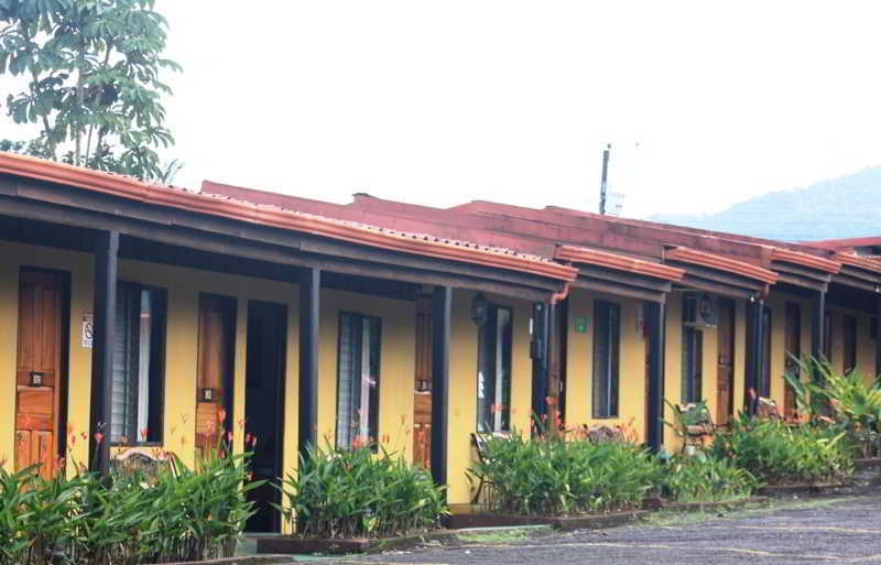 Hotel Destinos Arenal La Fortuna Exterior photo