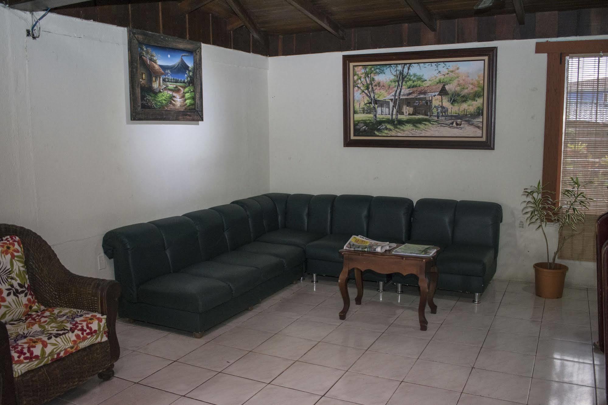 Hotel Destinos Arenal La Fortuna Exterior photo