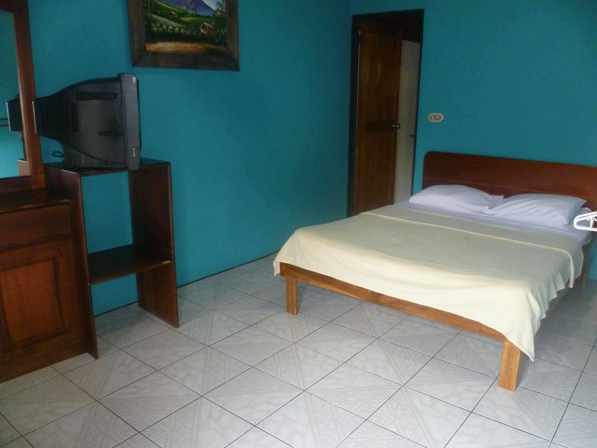 Hotel Destinos Arenal La Fortuna Exterior photo
