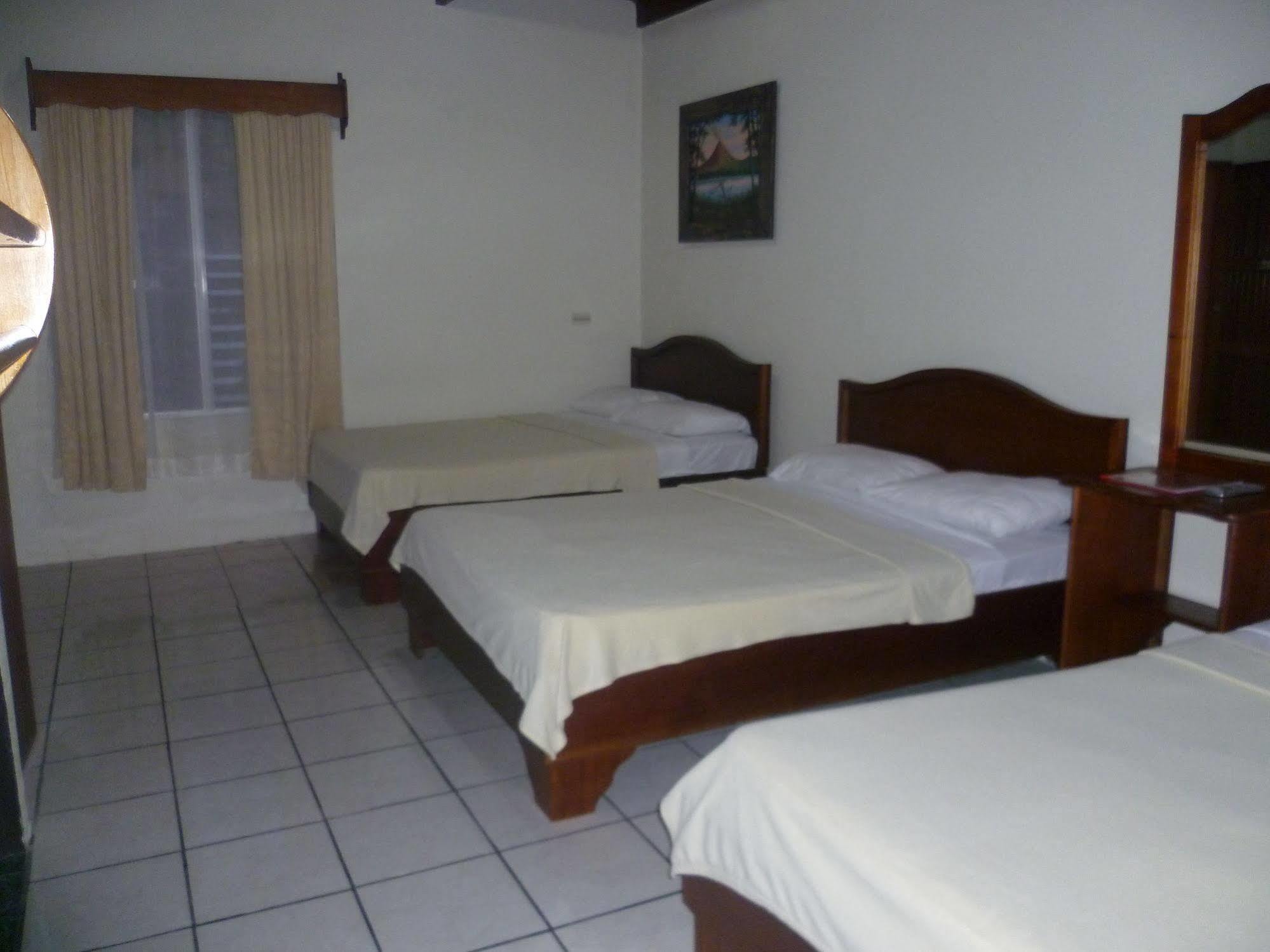 Hotel Destinos Arenal La Fortuna Exterior photo