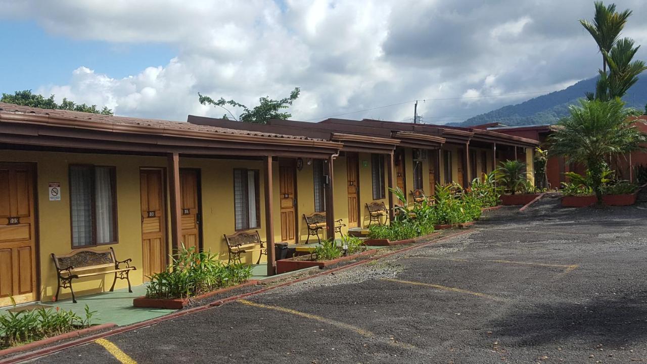 Hotel Destinos Arenal La Fortuna Exterior photo