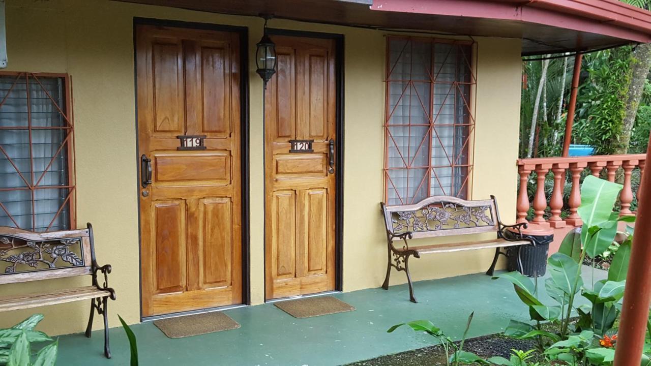 Hotel Destinos Arenal La Fortuna Exterior photo