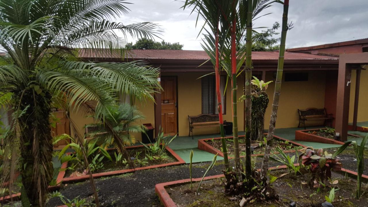 Hotel Destinos Arenal La Fortuna Exterior photo